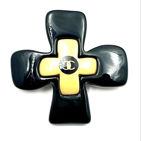 CHANEL CROSS BROOCH - Picture 1 of 5